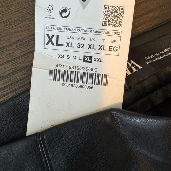 Zara Women’s Black Faux Leather Mid-Rise Side Zip Ankle Crop Leggings Size XL - Picture 7 of 9